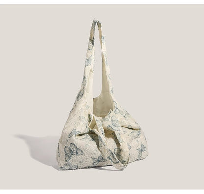 レースの蝶のリュックですLace butterfly canvas bag