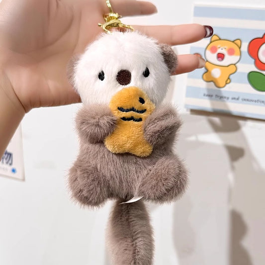 大きなしっぽカワウソチャーム（ライトカーキ）Big tail otter charm (light khaki)