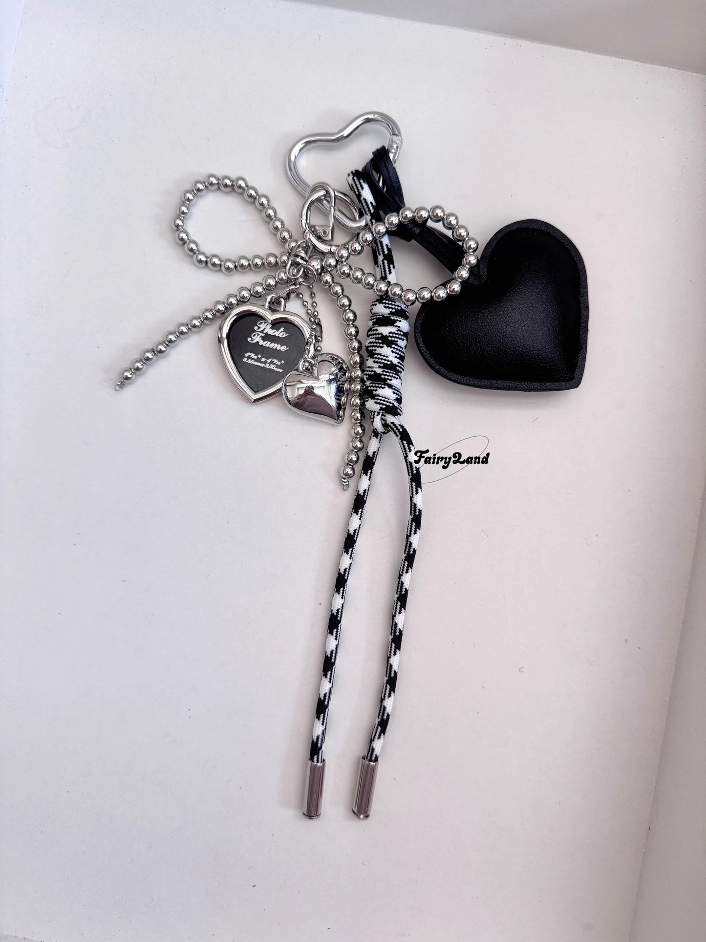PUハートチャーム（黒）Pu heart charm (black)