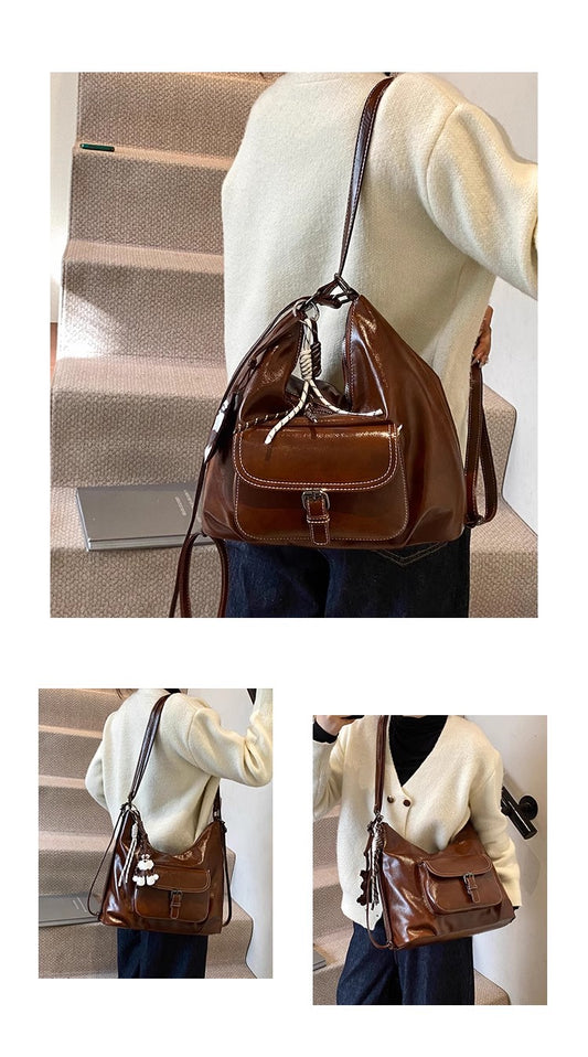 超レトロなランドセル女ですA super retro backpack for girls