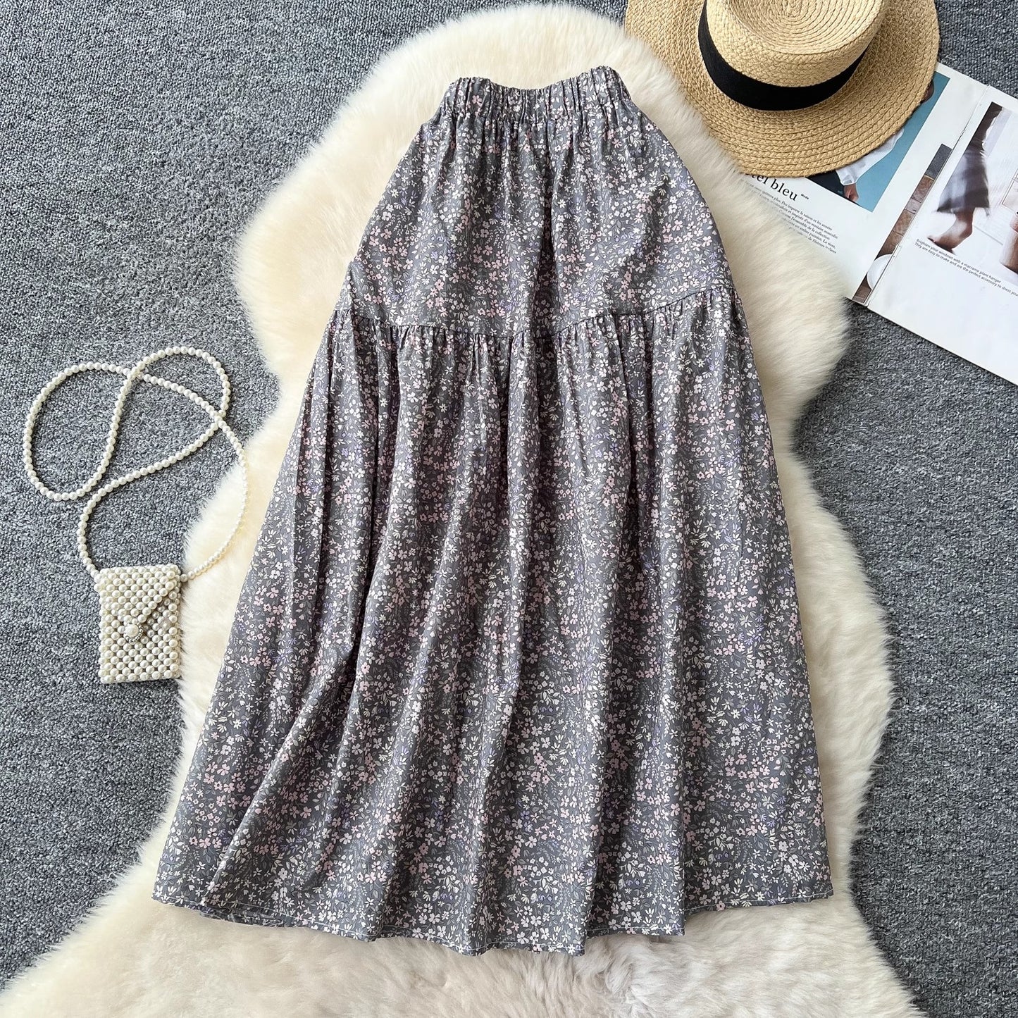 ウエストの高いフレンチスカートですFrench high-waisted skirt