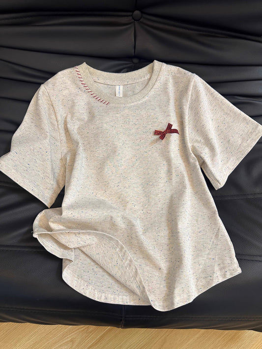 肩掛けに半袖ですShoulder and short sleeve.