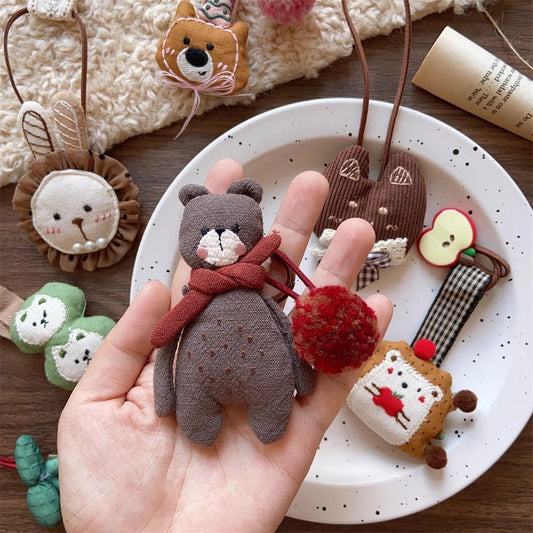 くまのキャラのストラップですCartoon bear hanging