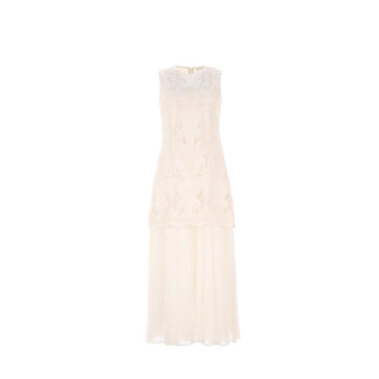 ノースリーブのベストワンピースSleeveless vest dress