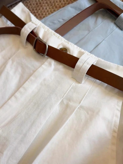 おしゃれなハイウエストパンツですFashionable high-waisted shorts